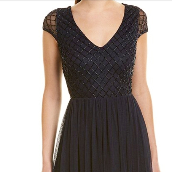 Adrianna Papell Dresses & Skirts - 🍒NWT🍒 ADRIANNA PAPELL BEADED DRESS